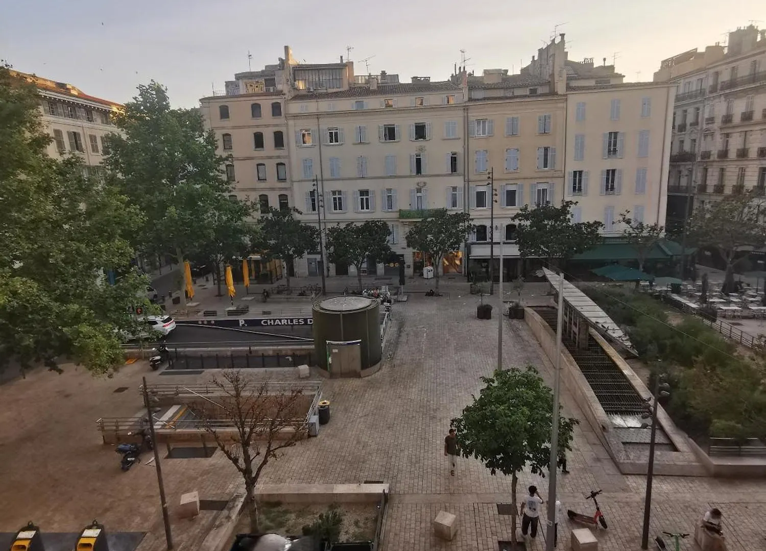 Le Central Marsilya 0*,  Fransa
